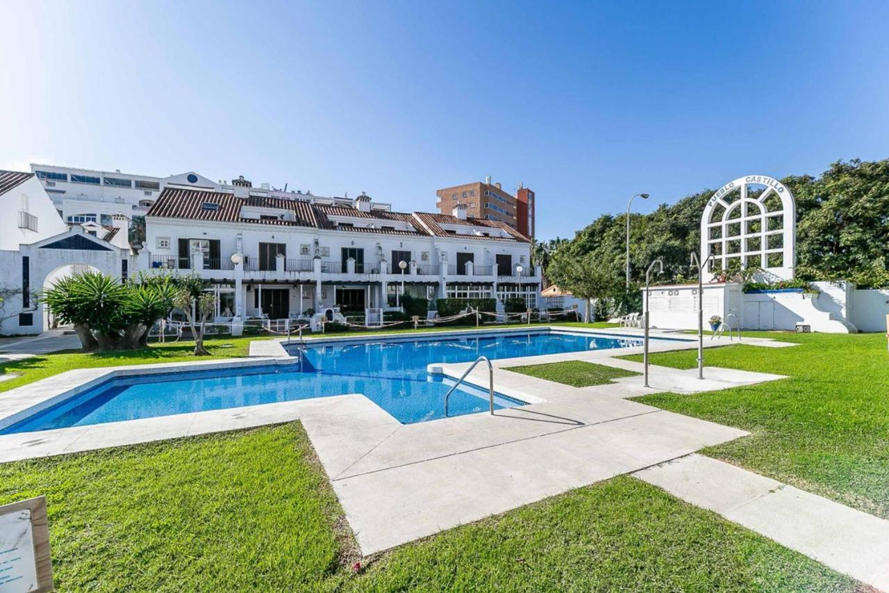Sur Suites Castillo Fuengirola Exteriör bild